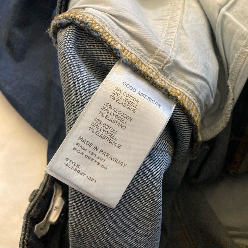 Good American Good Legs Straight Leg Jeans Size 15 34 - Picture 8 of 8